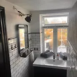 Apartment Townhouse With Garden And Free Parking